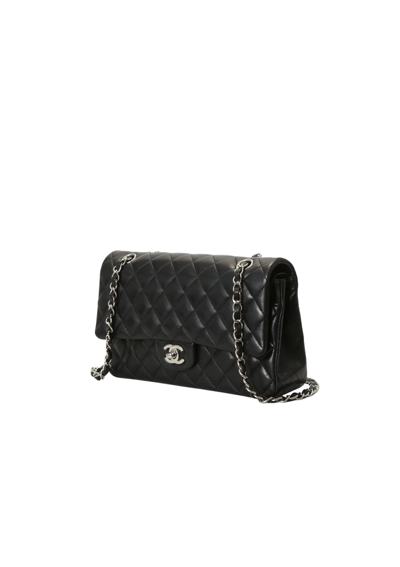 MEDIUM CLASSIC DOUBLE FLAP LAMBSKIN