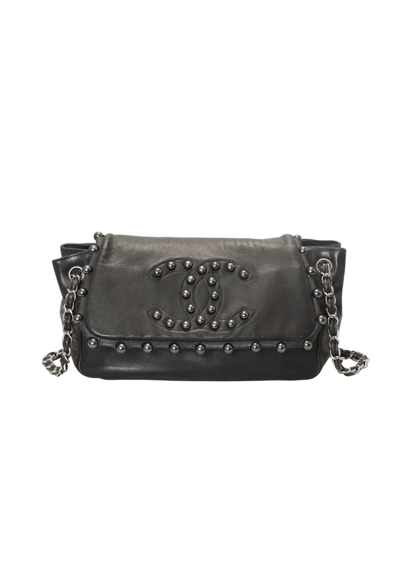 PEARL OBSESSION FLAP BAG