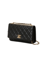 TRENDY CC WALLET ON CHAIN