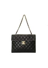 VINTAGE SQUARE CC FLAP BAG CAVIAR