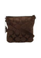 SIGNATURE MESSENGER BAG