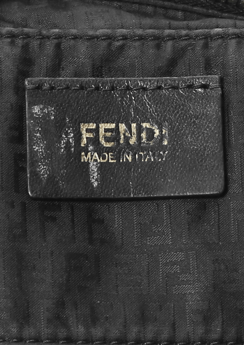 Fendi zucca 2025 chain pochette