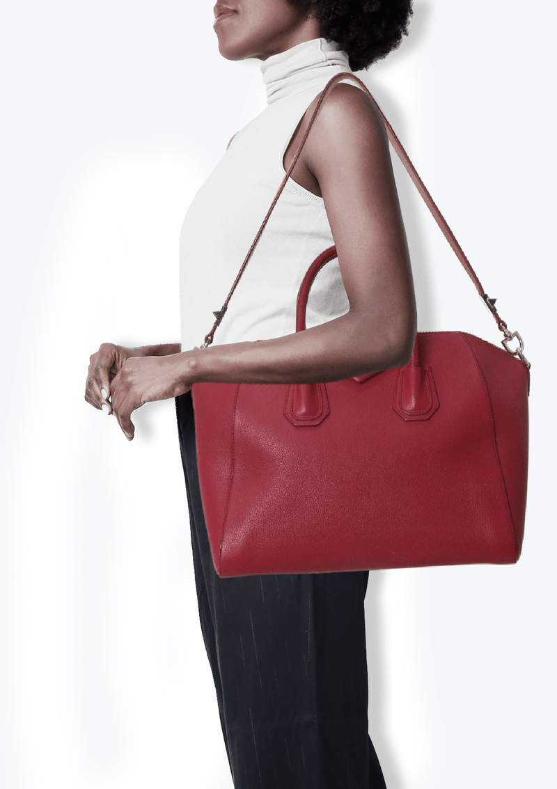 MEDIUM ANTIGONA BAG