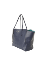 SWING TOTE