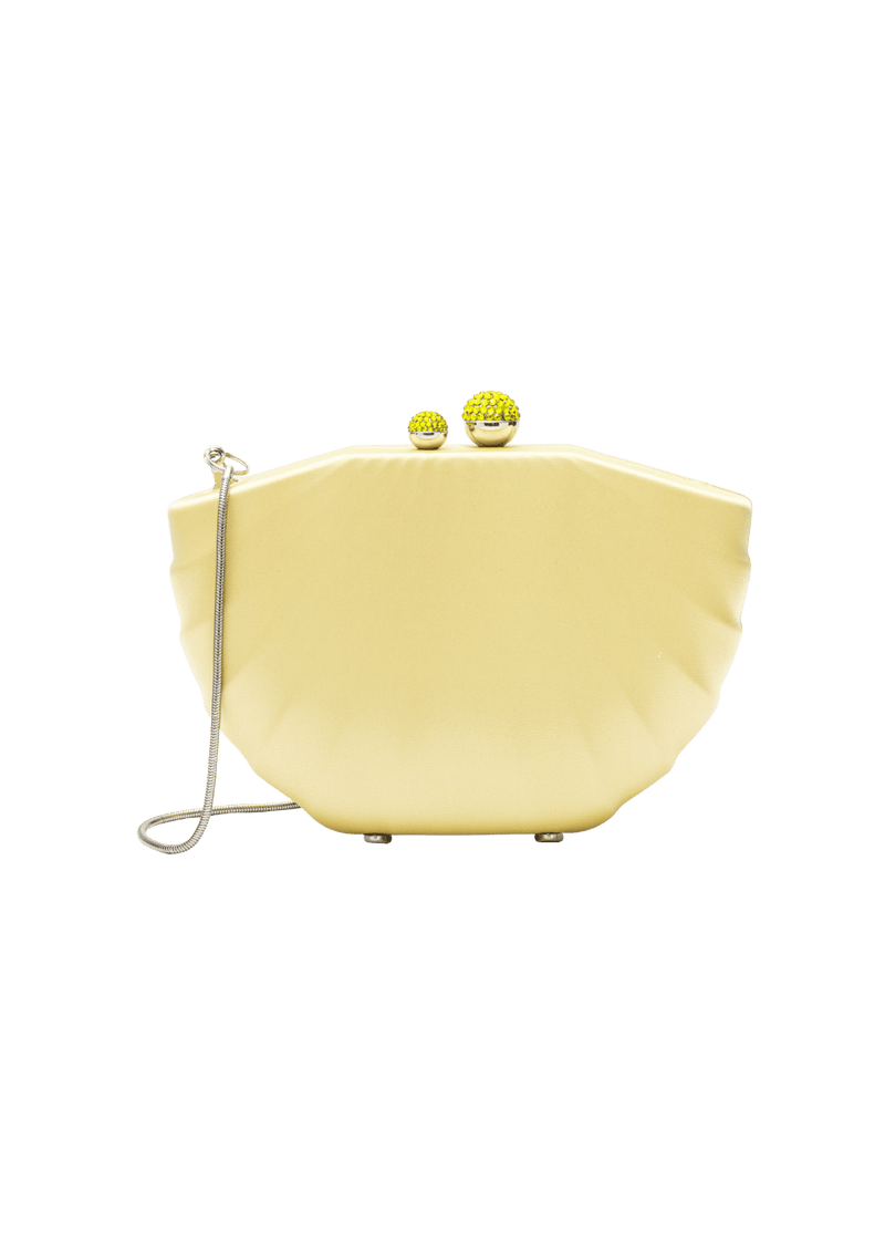 BOLSA CLUTCH EM CETIM CONCHA