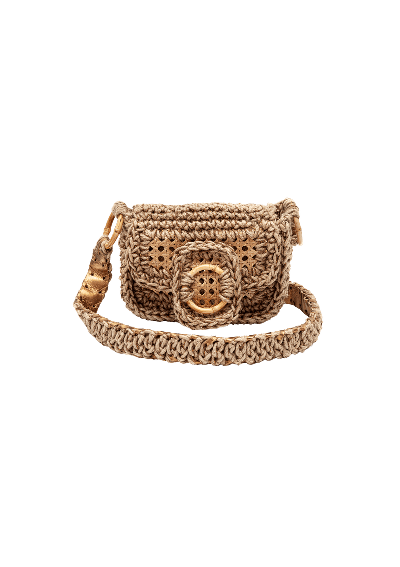 MINI BOLSA EM CROCHÊ DE SISAL COM PALHA INDIANA