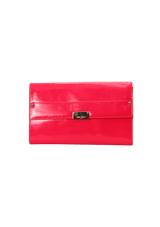 PATENT LEATHER CLUTCH