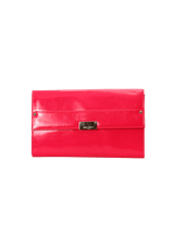 PATENT LEATHER CLUTCH