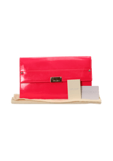 PATENT LEATHER CLUTCH