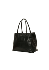 PATENT LEATHER TOTE