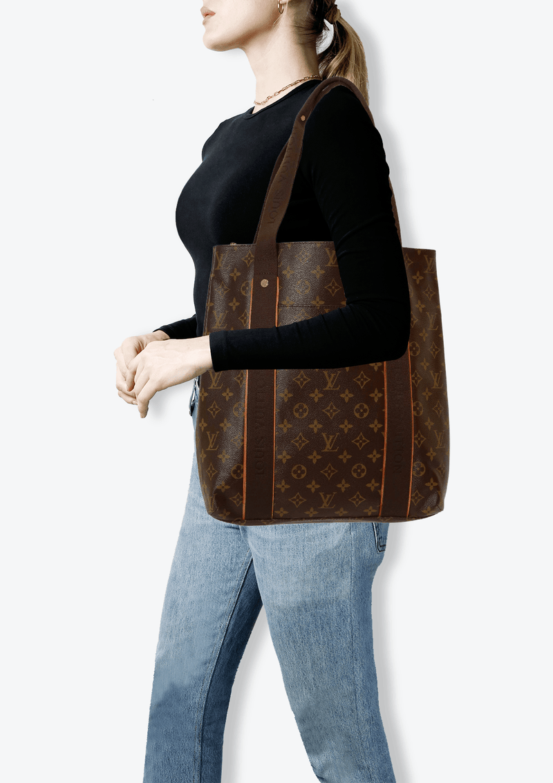 Cabas beaubourg top louis vuitton