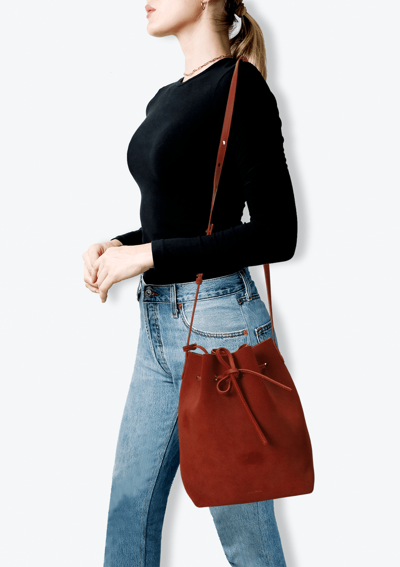 LEATHER BUCKET BAG