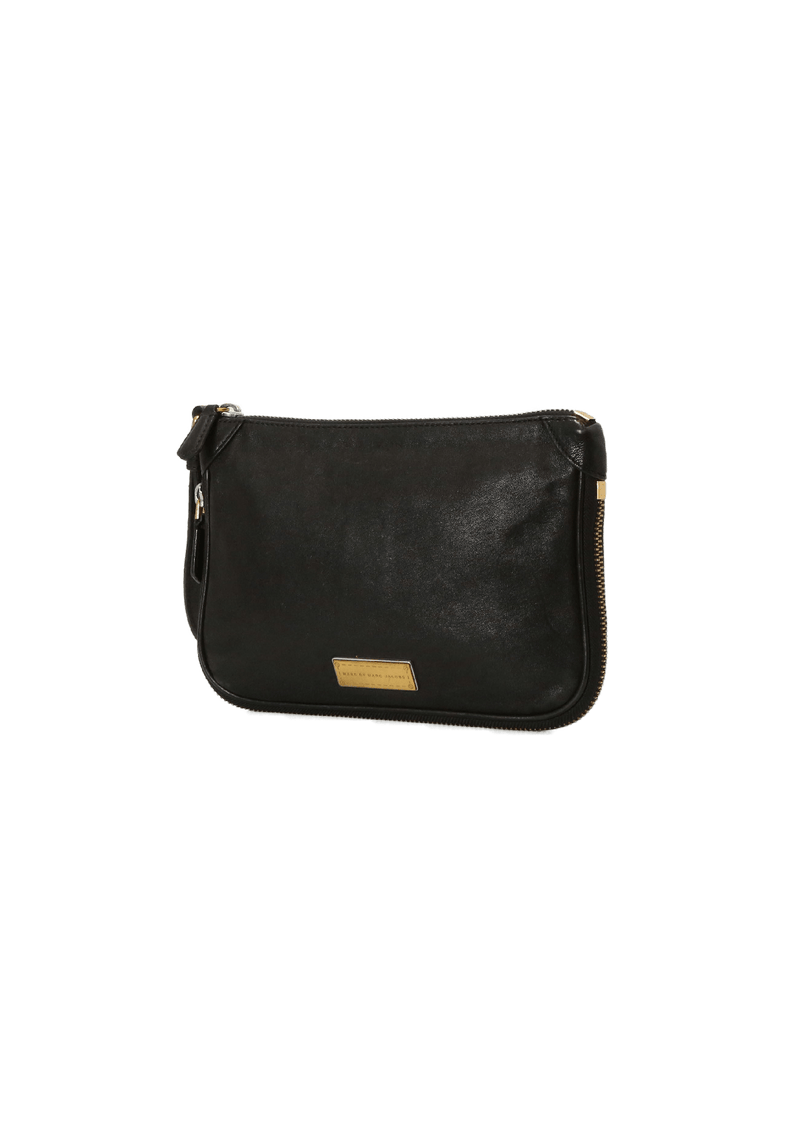 LEATHER WRISTLET