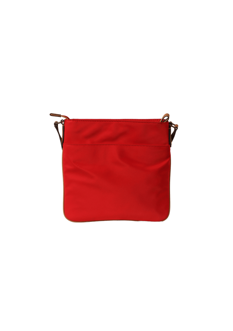 FRONT ZIP MESSENGER BAG