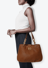 LEATHER SHOULDER BAG