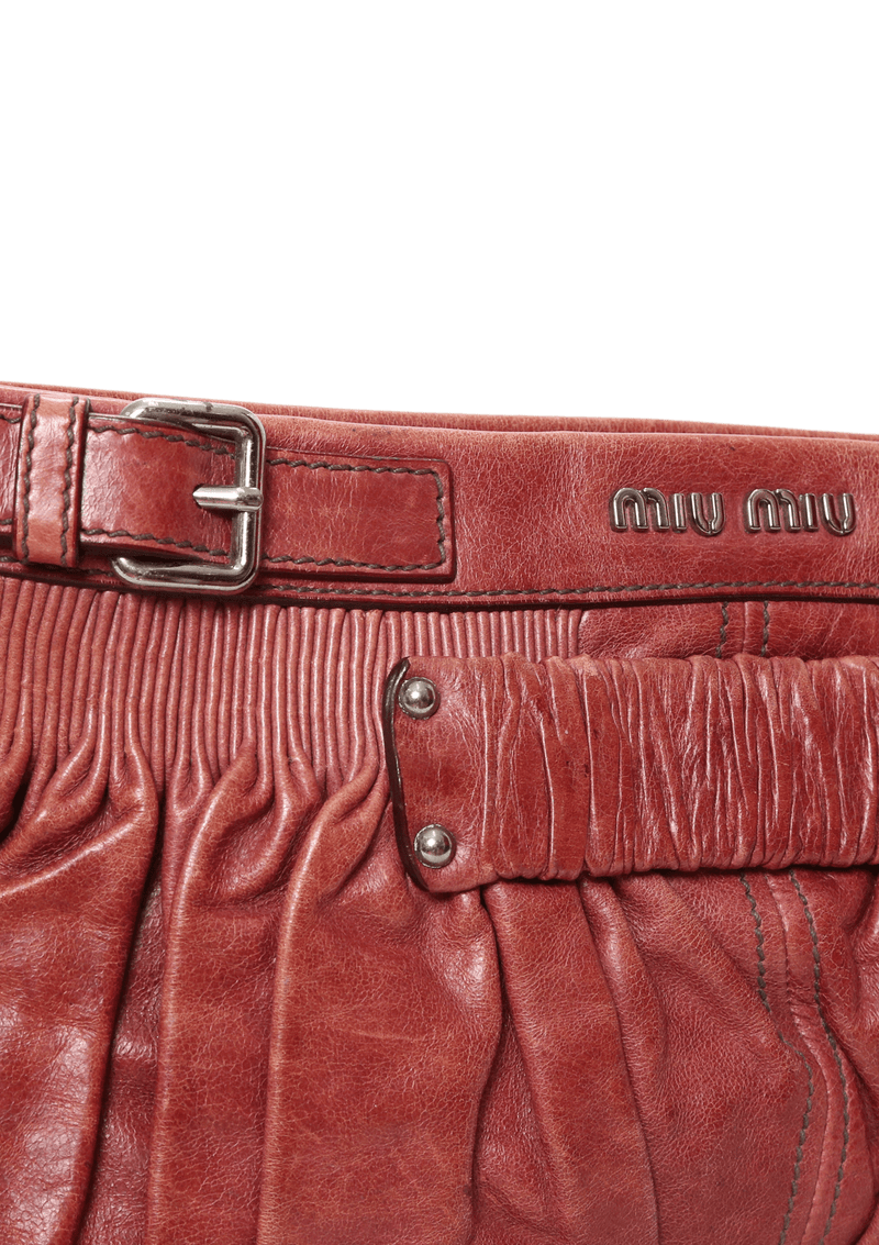 MATELASSÊ LEATHER CLUTCH