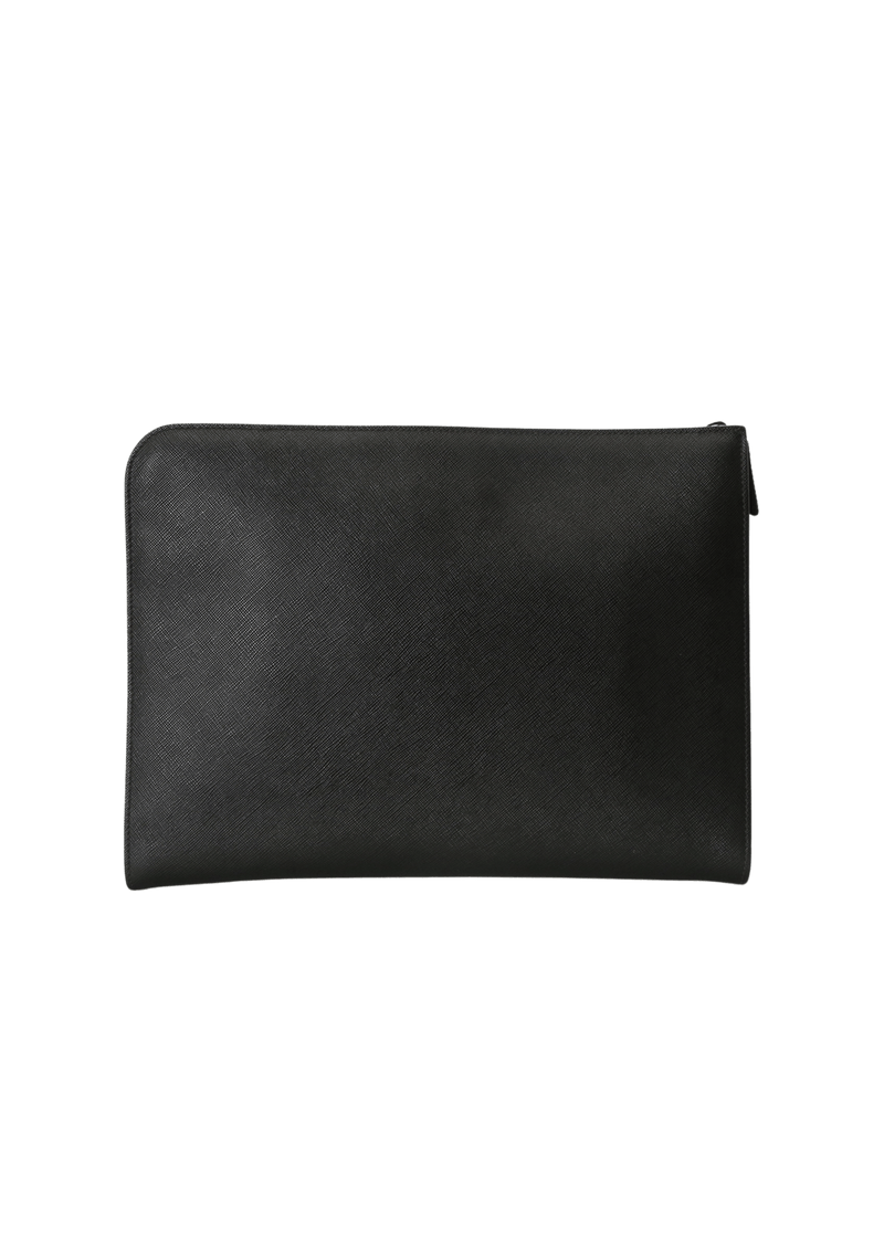 DOCUMENT CASE