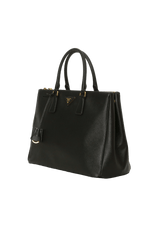 SAFFIANO LUX DOUBLE ZIP GALLERIA