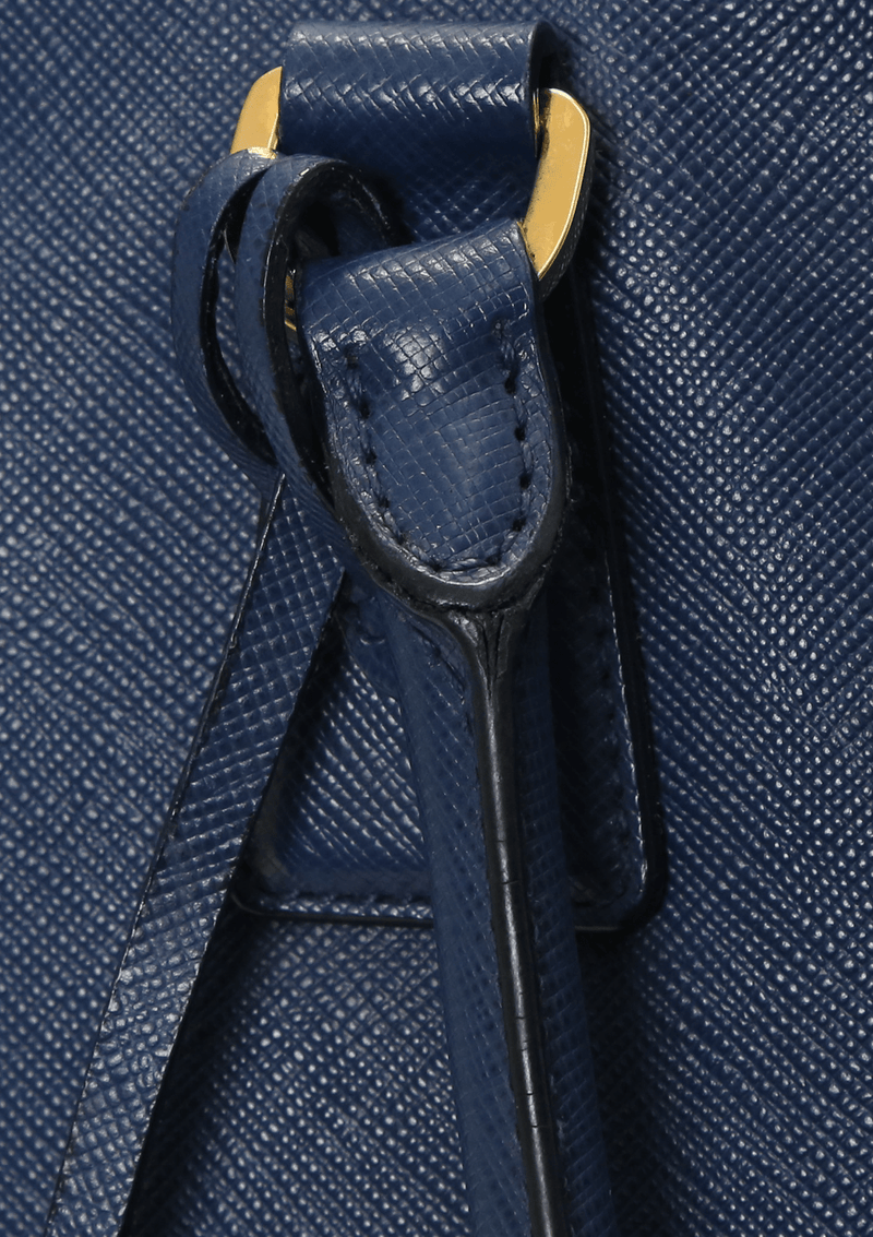 SAFFIANO LUX DOUBLE ZIP GALLERIA