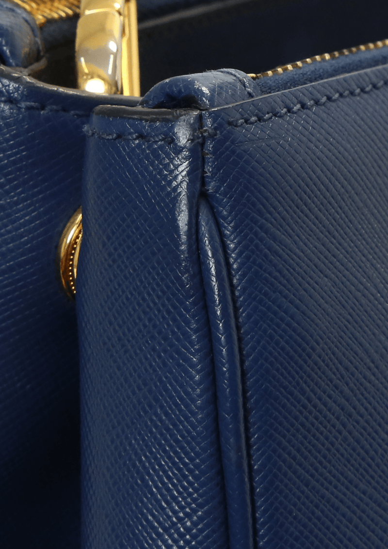 SAFFIANO LUX DOUBLE ZIP GALLERIA