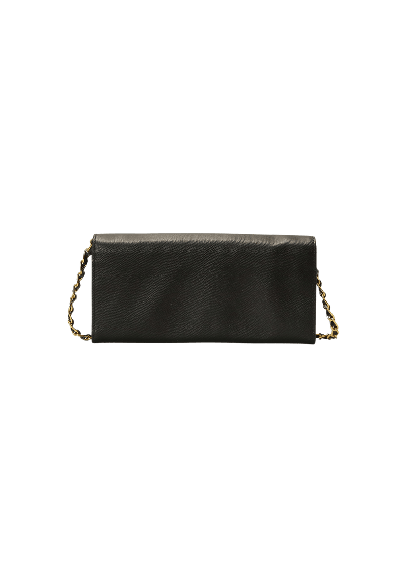 SAFFIANO LUX WALLET ON CHAIN