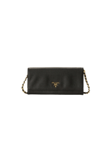 SAFFIANO LUX WALLET ON CHAIN