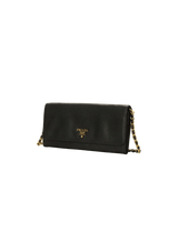 SAFFIANO LUX WALLET ON CHAIN