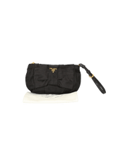 Tessuto Bow Wristlet