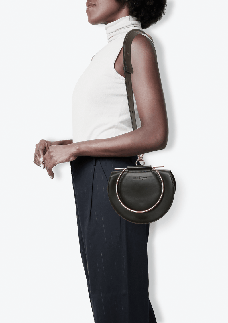 Ferragamo daphne shop bag