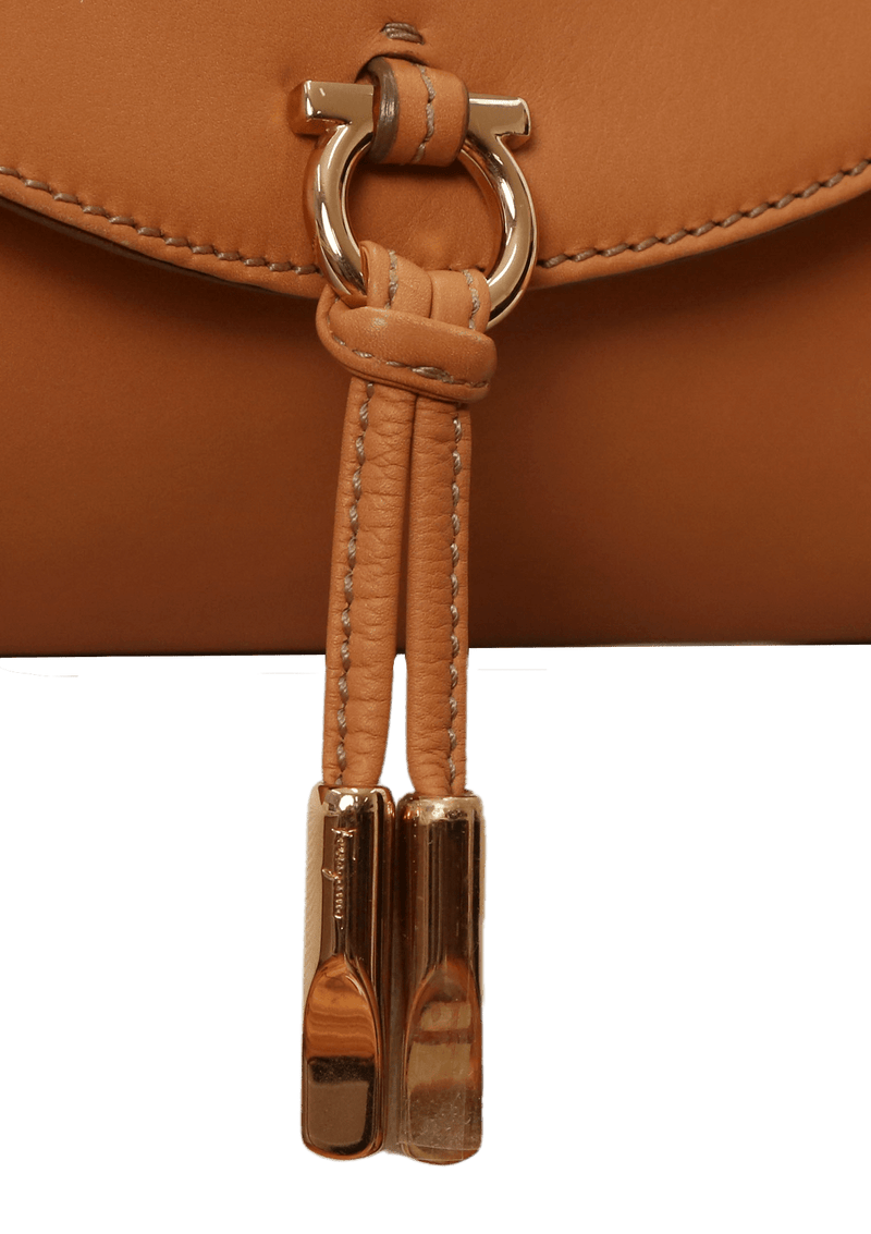 LEATHER FLAP BAG