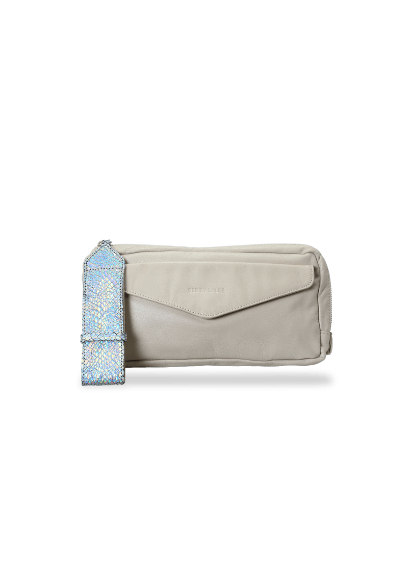 LEATHER ZIP CLUTCH