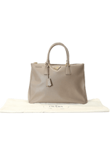 SAFFIANO LUX DOUBLE ZIP GALLIERA