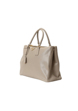 SAFFIANO LUX DOUBLE ZIP GALLIERA