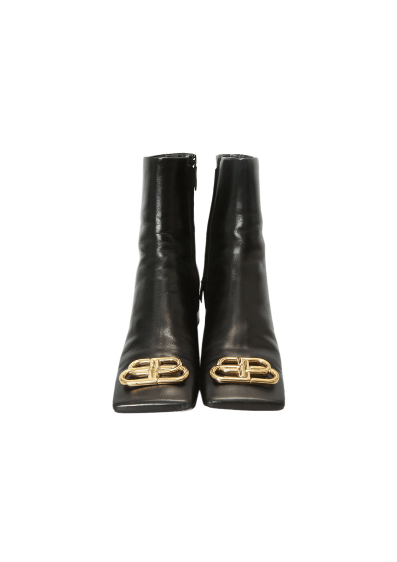 BB DOUBLE SQUARE BOOTS 37