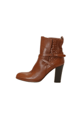 LEATHER INTRECCIATO WEAVE BOOTS 37