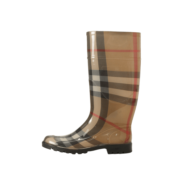 Do burberry rain boots best sale run true to size
