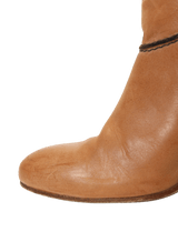 LEATHER BOOTS 35