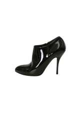 PATENT LEATHER MULES 38.5