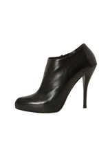LEATHER ANKLE BOOTS 35