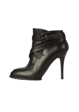 LEATHER BOOTS 36