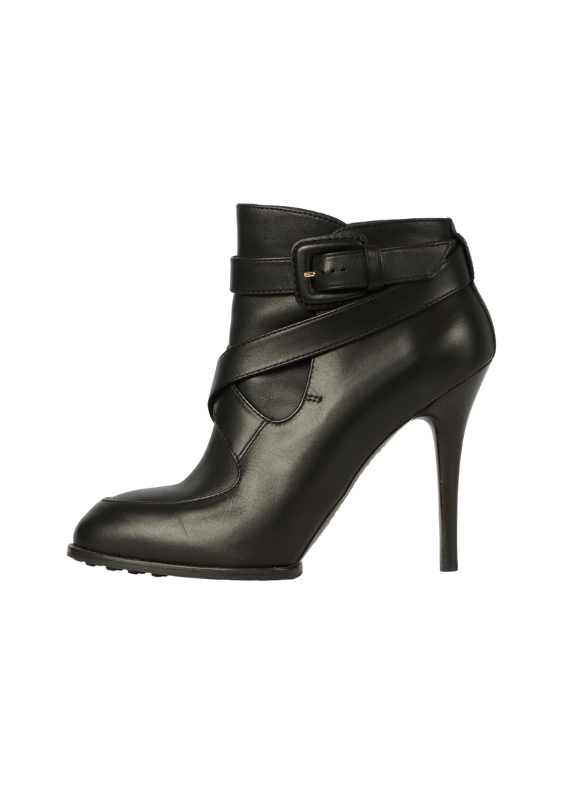 LEATHER BOOTS 36