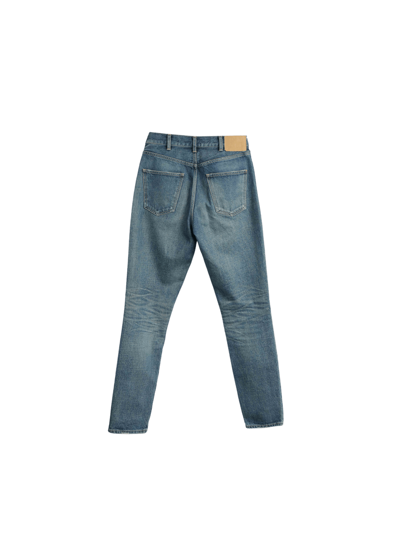 STRAIGHT LEG JEANS 40