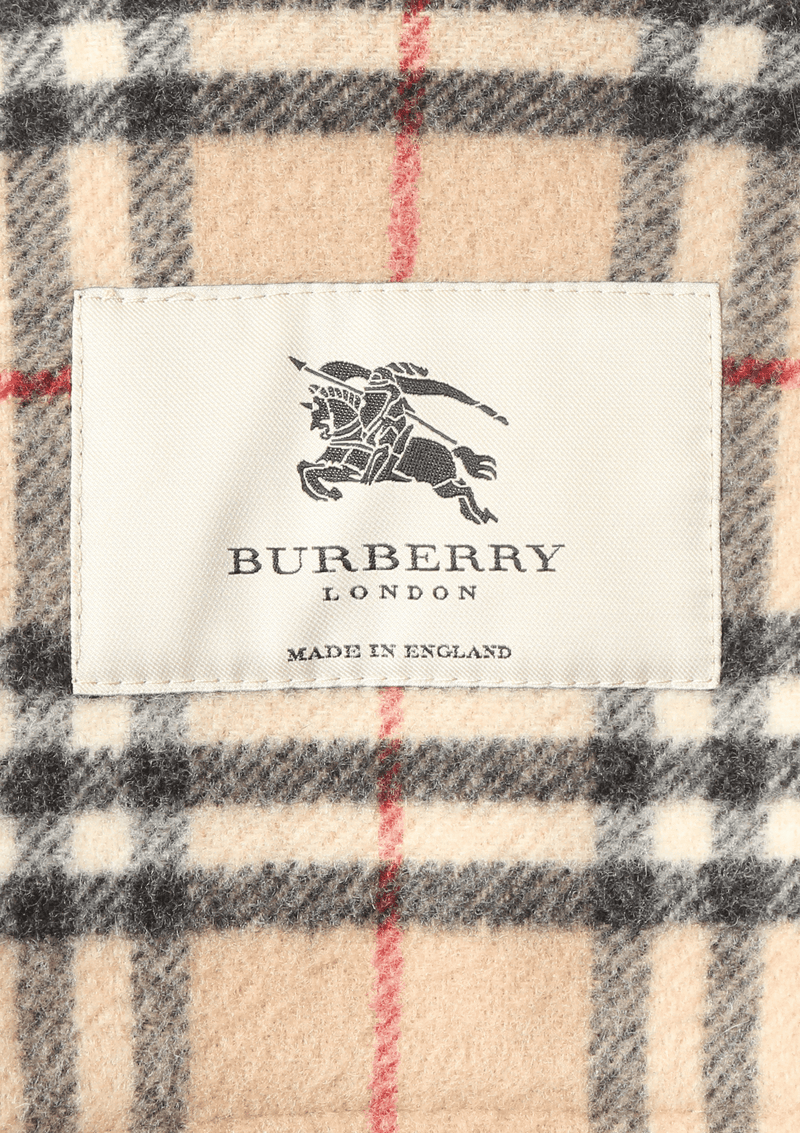 Burberry 800 shop number visto