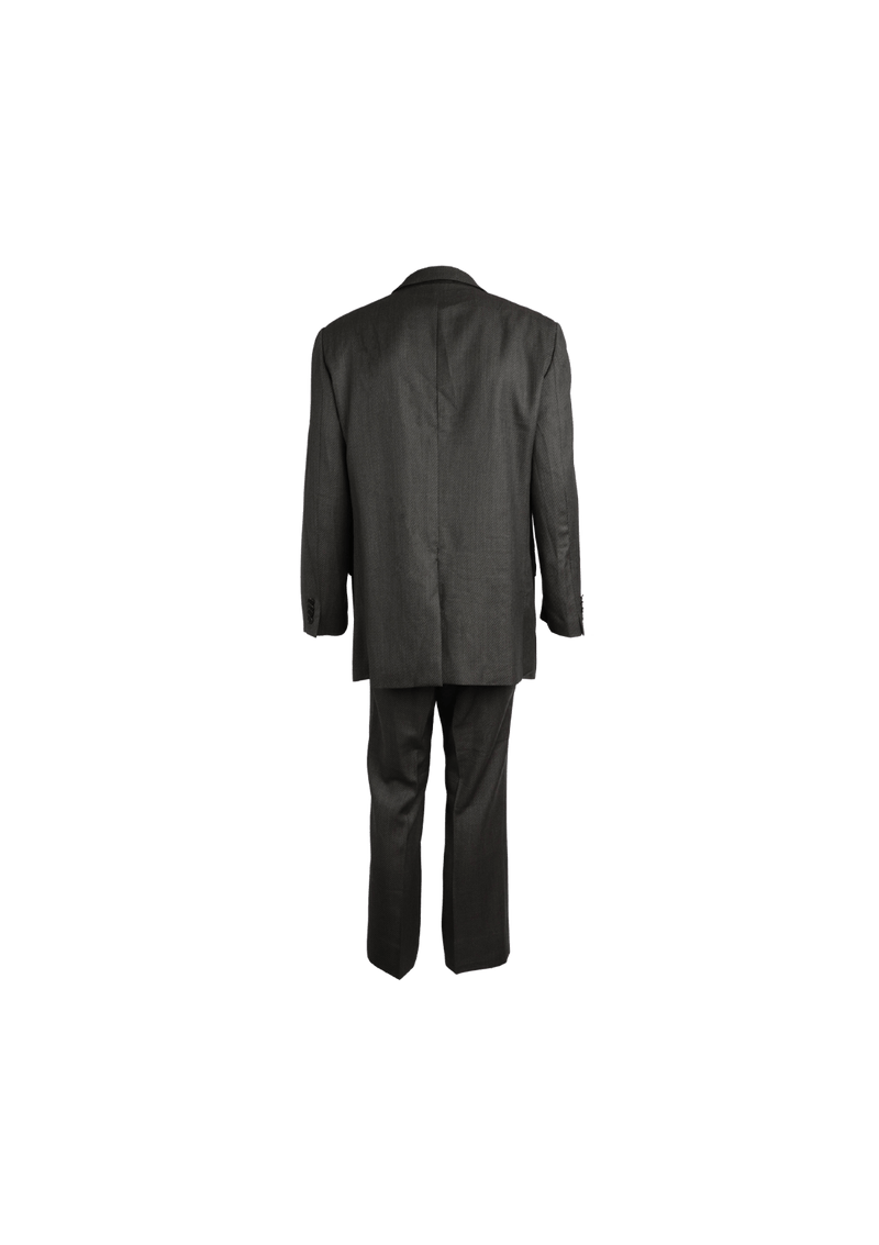 TWO-PIECE SUIT 52
