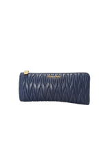 MATELASSÉ ZIP WALLET