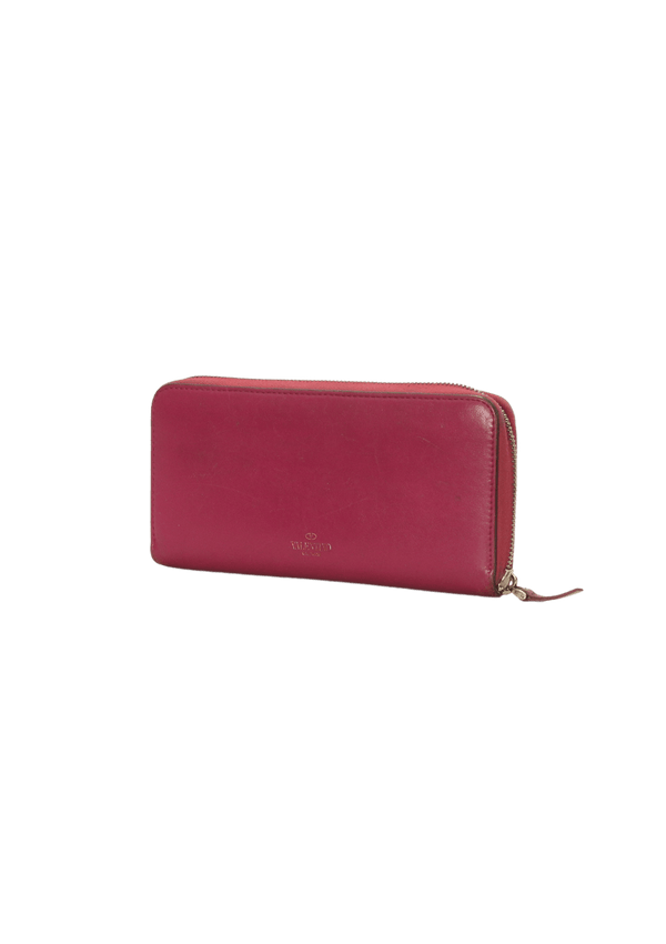 LEATHER STUD WALLET