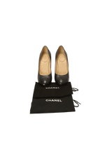 INTERLOCKING CC LOGO PUMPS 39