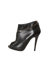 LEATHER ANKLE BOOTS 37