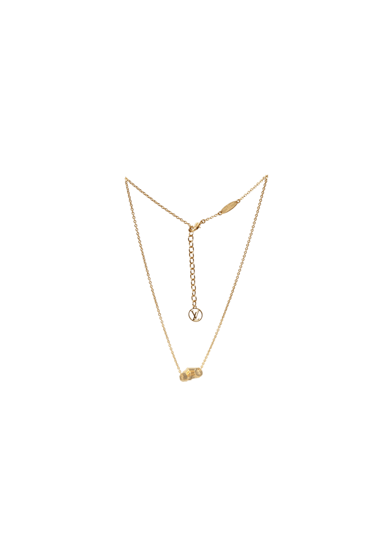 ESSENTIAL V NECKLACE