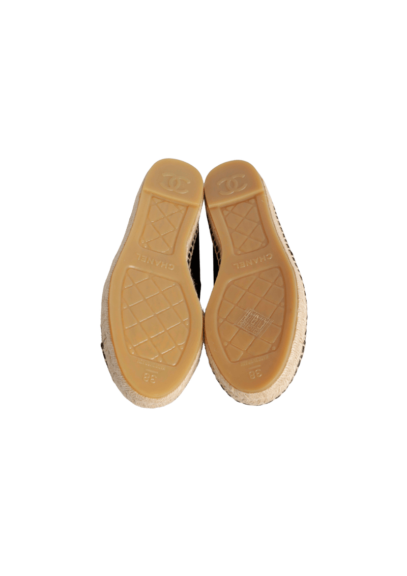 INTERLOCKING CC LOGO LEATHER ESPADRILLES 36